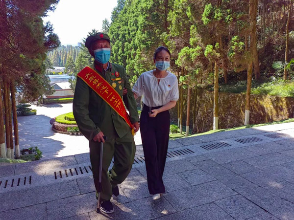 b02.jpg